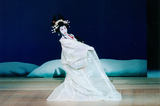 日本舞踊写真1 若柳 海穂秀 (わかやぎ みほひで)
