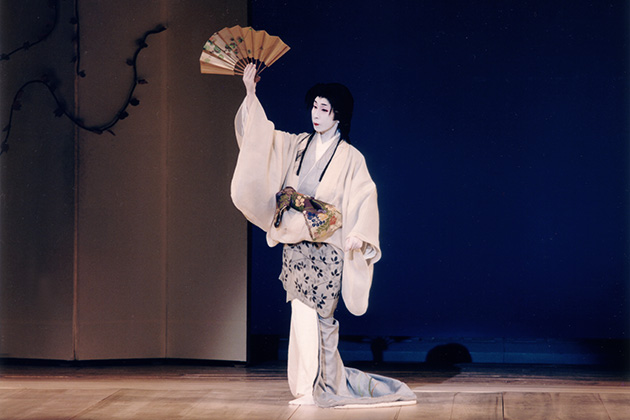 若柳 海穂秀(わかやぎ みほひで)の日本舞踊写真3