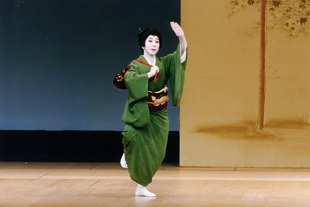 若柳 海穂秀(わかやぎ みほひで)の日本舞踊写真6